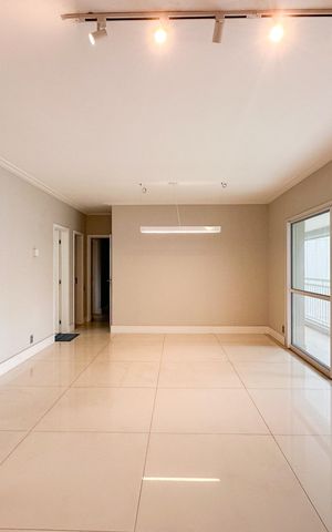 Apartamento para alugar com 156m², 4 quartos e 3 vagas Apartamento para alugar com 156m², 4 quartos e 3 vagasSala