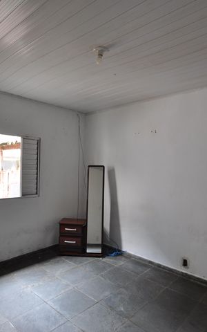Casa para alugar com 50m², 1 quarto e sem vagaQuarto