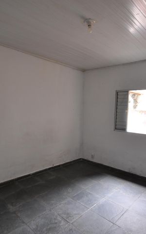 Casa para alugar com 50m², 1 quarto e sem vagaQuarto