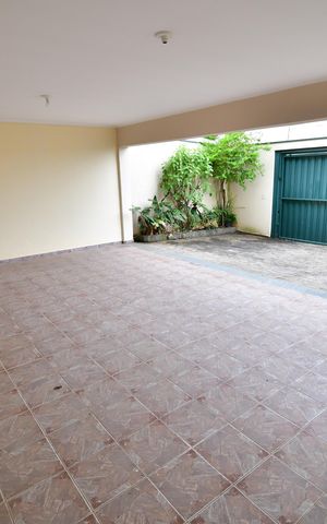 Casa para alugar com 295m², 3 quartos e 3 vagasGaragem