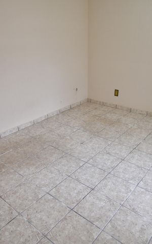 Casa para alugar com 295m², 3 quartos e 3 vagasEscritório