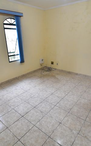 Casa para alugar com 295m², 3 quartos e 3 vagasEscritório