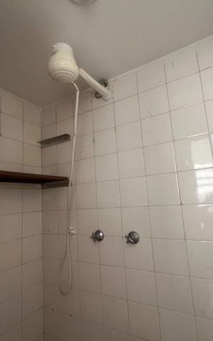 Apartamento para alugar com 64m², 2 quartos e sem vaga Apartamento para alugar com 64m², 2 quartos e sem vagaBanheiro
