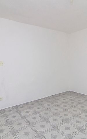Casa para alugar com 50m², 2 quartos e 1 vaga Casa para alugar com 50m², 2 quartos e 1 vagaQuarto 2