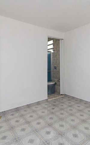 Casa para alugar com 50m², 2 quartos e 1 vaga Casa para alugar com 50m², 2 quartos e 1 vagaSuíte