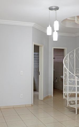 Casa para alugar com 117m², 3 quartos e 1 vagaSala