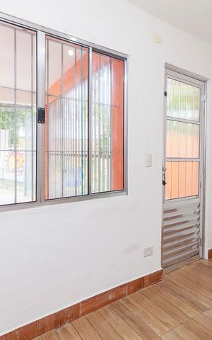 Casa para alugar com 60m², 1 quarto e 1 vaga Casa para alugar com 60m², 1 quarto e 1 vagaSala