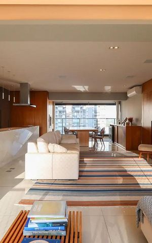 Apartamento à venda com 145m², 3 quartos e 2 vagas Apartamento à venda com 145m², 3 quartos e 2 vagasCozinha