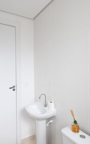 Apartamento para alugar com 51m², 2 quartos e sem vagaBanheiro