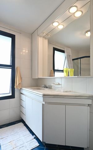 Apartamento à venda com 211m², 4 quartos e 3 vagasBanheiro Suíte 2