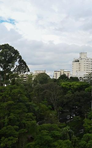 Apartamento à venda com 211m², 4 quartos e 3 vagasVista