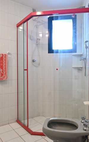 Apartamento à venda com 211m², 4 quartos e 3 vagasBanheiro Suíte 1