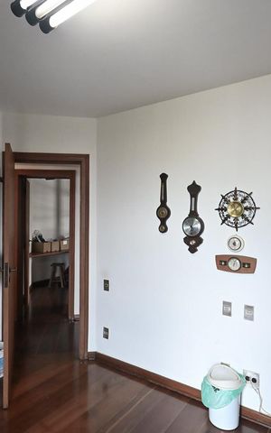 Apartamento à venda com 211m², 4 quartos e 3 vagasEscritório