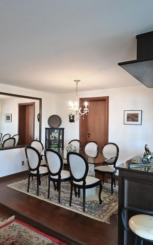 Apartamento à venda com 211m², 4 quartos e 3 vagasSala