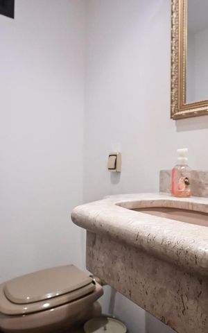 Apartamento à venda com 211m², 4 quartos e 3 vagasLavabo
