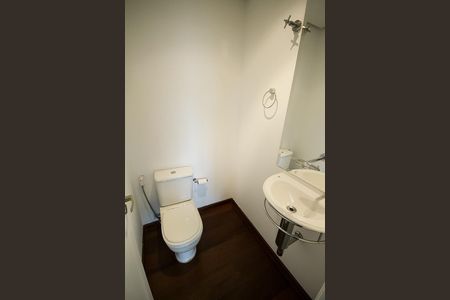 Apartamento para alugar com 136m², 4 quartos e 3 vagas Apartamento para alugar com 136m², 4 quartos e 3 vagasBanheiro social