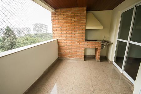 Apartamento para alugar com 136m², 4 quartos e 3 vagasVaranda