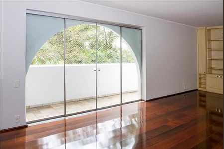 Sala de estar de apartamento à venda com 4 quartos, 240m² em Santo Amaro, São Paulo