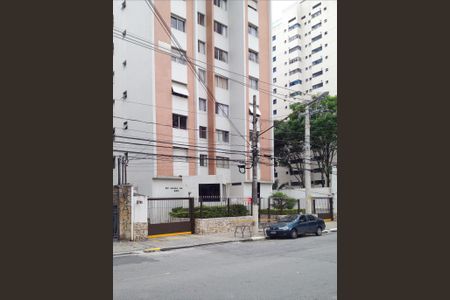 Frente do prédio de apartamento para alugar com 2 quartos, 80m² em Moema, São Paulo