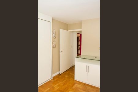 Quarto 1 de apartamento para alugar com 2 quartos, 80m² em Moema, São Paulo