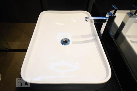 Apartamento para alugar com 86m², 1 quarto e 2 vagasPia do banheiro da suíte