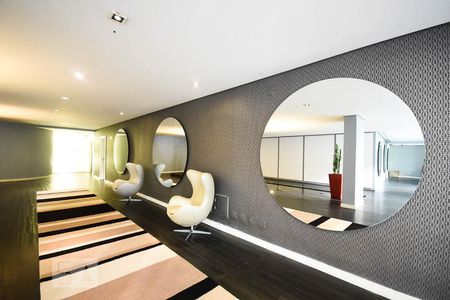 Apartamento para alugar com 86m², 1 quarto e 2 vagasHall social