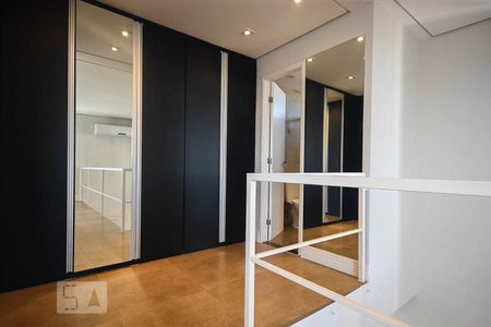 Apartamento para alugar com 86m², 1 quarto e 2 vagasArmário da suíte 