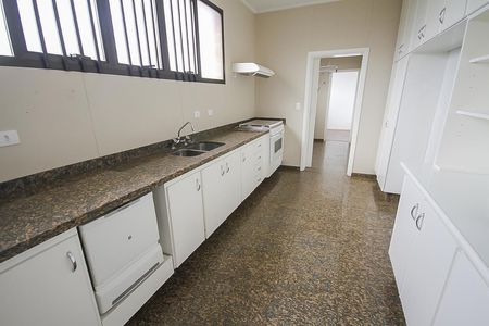 Apartamento para alugar com 264m², 4 quartos e 4 vagascozinha