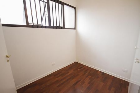 Apartamento para alugar com 264m², 4 quartos e 4 vagasQuarto  área de serviço