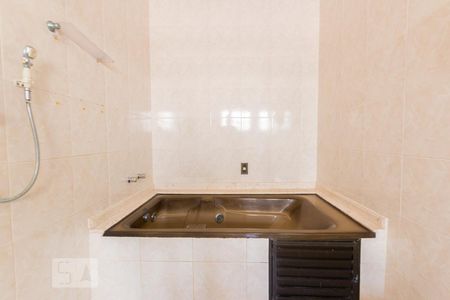 Casa de condomínio à venda com 384m², 4 quartos e 4 vagas Casa de condomínio à venda com 384m², 4 quartos e 4 vagasBanheiro da Suíte 3