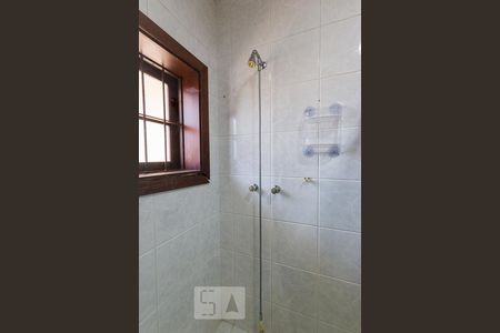 Casa de condomínio à venda com 384m², 4 quartos e 4 vagas Casa de condomínio à venda com 384m², 4 quartos e 4 vagasBanheiro da Suíte 2