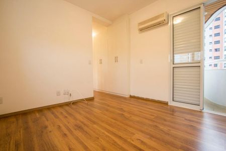 Suíte 2 de apartamento para alugar com 2 quartos, 130m² em Vila Andrade, São Paulo
