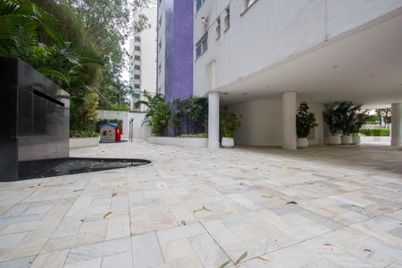 Área comum de apartamento para alugar com 2 quartos, 130m² em Vila Andrade, São Paulo