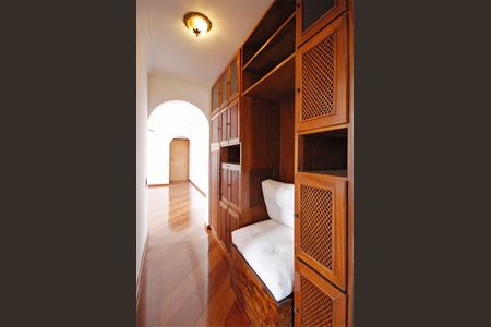 Corredor de apartamento à venda com 3 quartos, 130m² em Vila da Saude, São Paulo