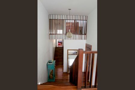 Sala 1 vista  de casa à venda com 3 quartos, 500m² em Planalto Paulista, São Paulo