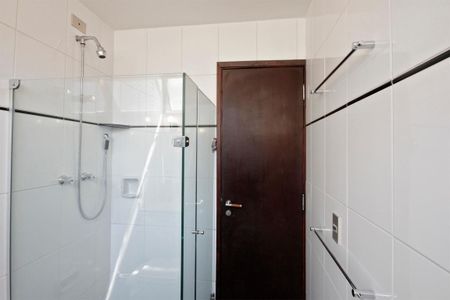 Apartamento à venda com 130m², 3 quartos e 2 vagasbanheiro do Quarto 3 