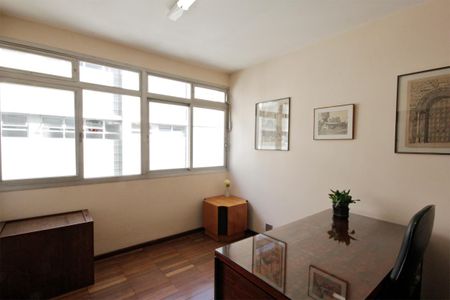 Escritório de apartamento à venda com 3 quartos, 130m² em Jardim Paulista, São Paulo