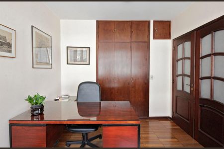 Escritório de apartamento à venda com 3 quartos, 130m² em Jardim Paulista, São Paulo