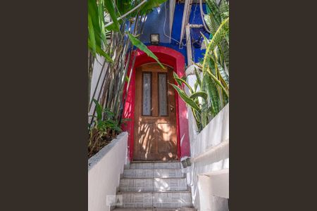 Entrada de casa para alugar com 2 quartos, 140m² em Sumaré, São Paulo
