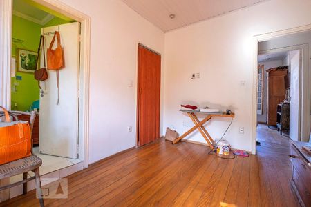 Casa para alugar com 140m², 2 quartos e 2 vagas Casa para alugar com 140m², 2 quartos e 2 vagasSuíte 2