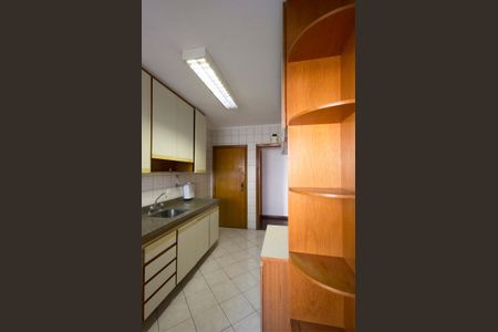 Apartamento à venda com 92m², 3 quartos e 2 vagas Apartamento à venda com 92m², 3 quartos e 2 vagascozinha