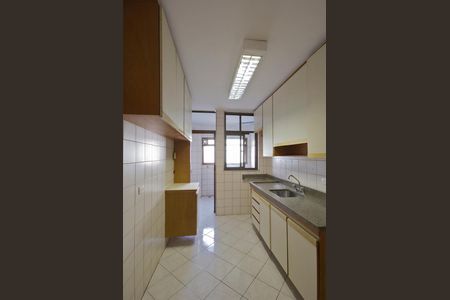 Apartamento à venda com 92m², 3 quartos e 2 vagas Apartamento à venda com 92m², 3 quartos e 2 vagasCozinha