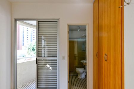 Apartamento para alugar com 45m², 1 quarto e 1 vagaÁrea interna, varanda e banheiro