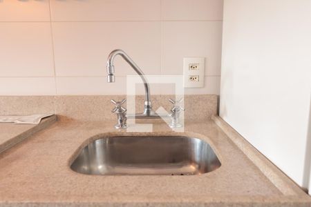 Apartamento à venda com 40m², 1 quarto e 1 vagaCozinha - Torneira