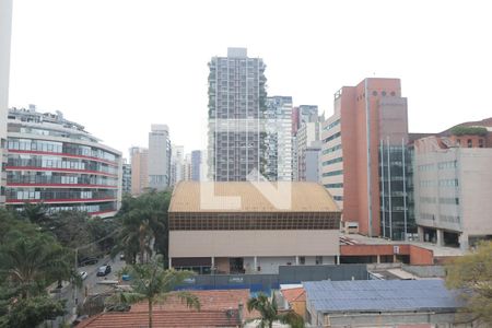 Apartamento à venda com 40m², 1 quarto e 1 vagaVista da Sacada