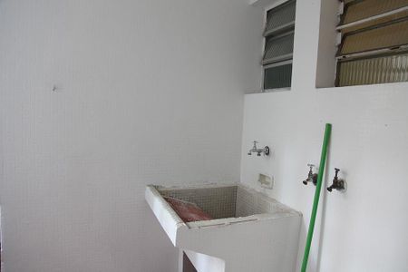 Apartamento para alugar com 128m², 3 quartos e 1 vagaÁrea de serviço