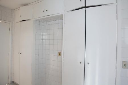 Apartamento para alugar com 128m², 3 quartos e 1 vagaCozinha