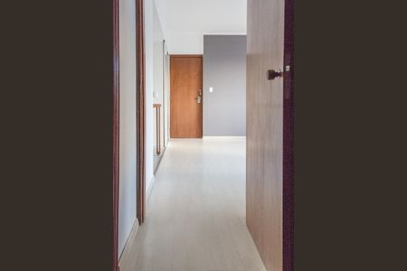 Apartamento à venda com 90m², 2 quartos e 1 vagaAcesso a sala pelo quarto