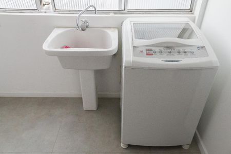 Apartamento à venda com 90m², 2 quartos e 1 vagaÁrea de serviço