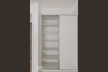 Apartamento à venda com 49m², 1 quarto e 1 vagaArmário do Quarto